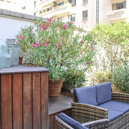 Appartamento Spacious Cocoon 2 Steps From The Eiffel Tower *