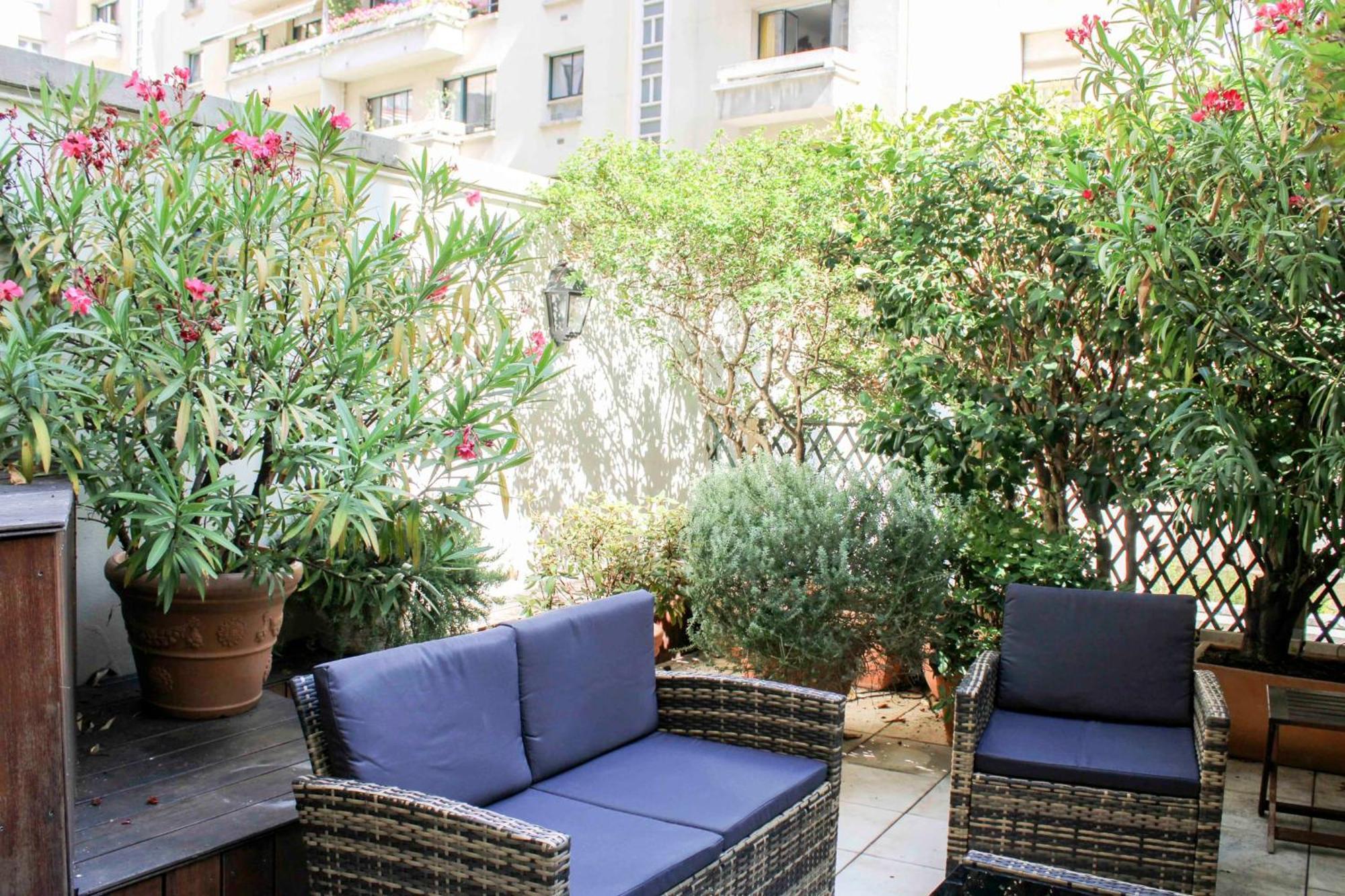 Apartment Spacious Cocoon 2 Steps From The Eiffel Tower Paris